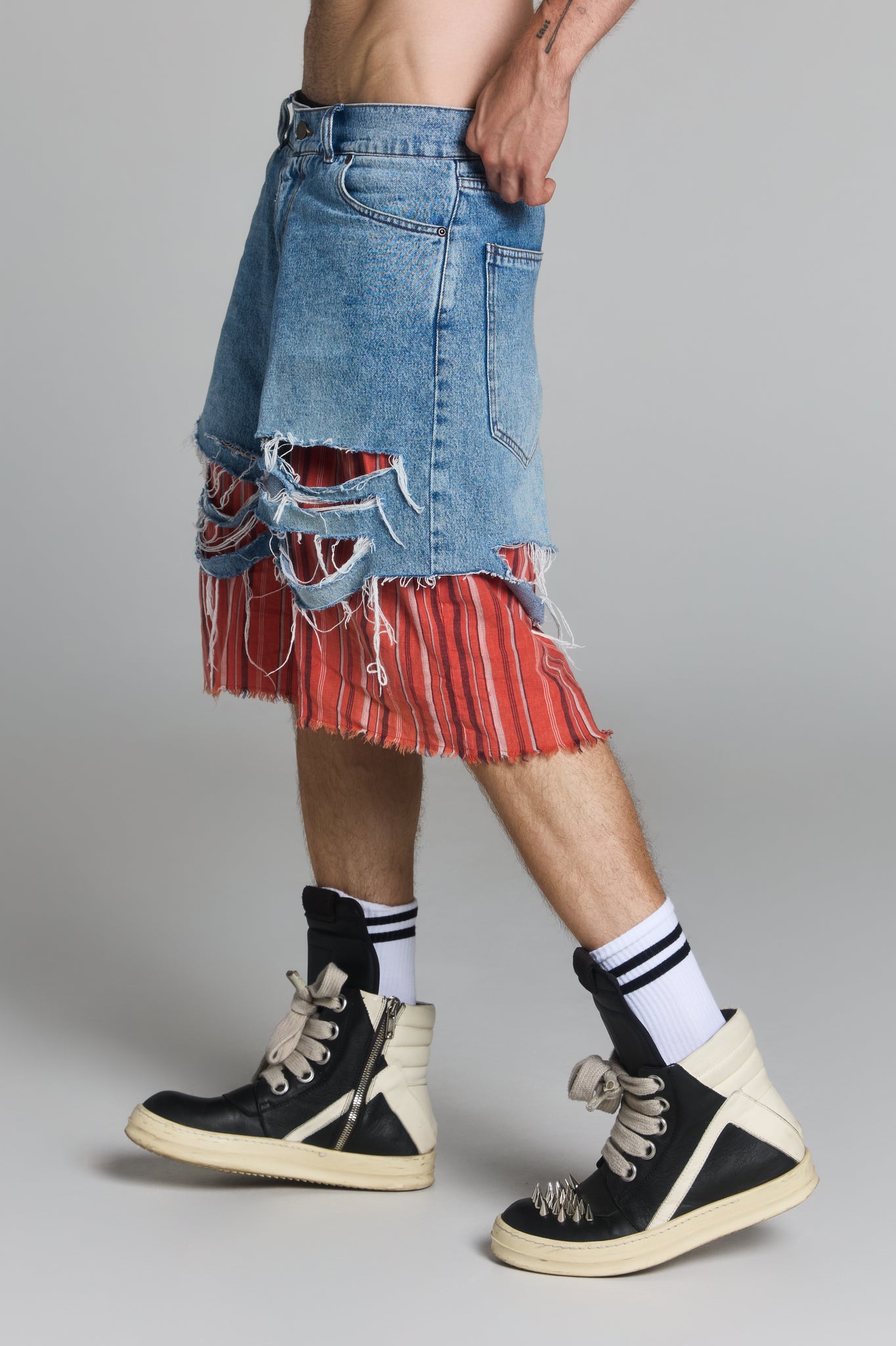 WONDERKID LAYERED JORTS 100% COTTON DENIM 14OZ 50%COTTON 50% LINEN LINING DISTRESS DETAILING UNISEX OVERSIZE FIT