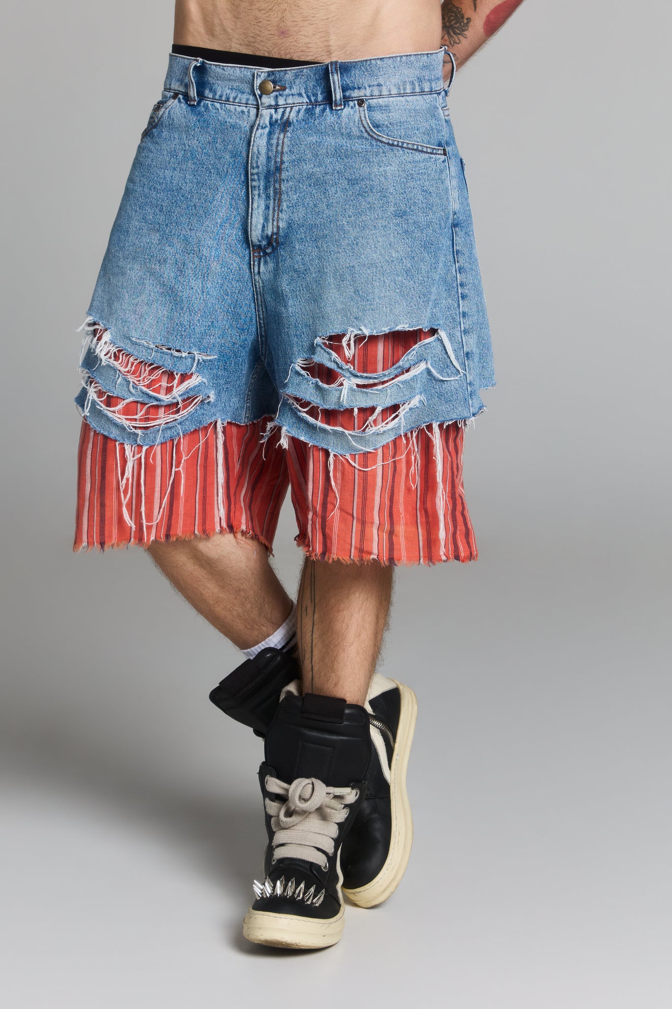 WONDERKID LAYERED JORTS 100% COTTON DENIM 14OZ 50%COTTON 50% LINEN LINING DISTRESS DETAILING UNISEX OVERSIZE FIT